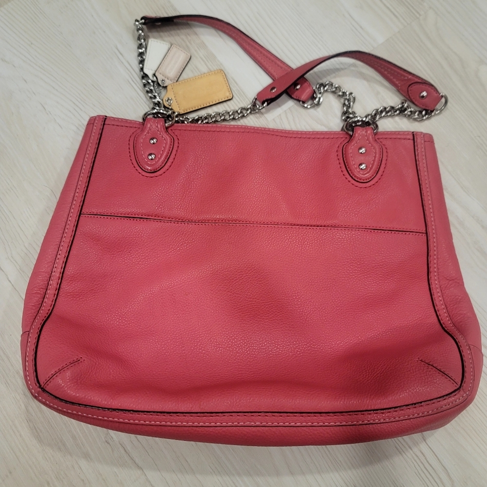 ​Coach Poppy Taylor East West Tote Pink Pebbled Leather Silver Chain 24083 - Picture 4 of 17